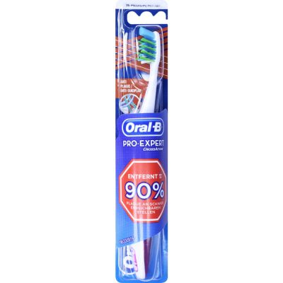 ORAL B ProExpert CrossAction AntiPlaque 35 mittel